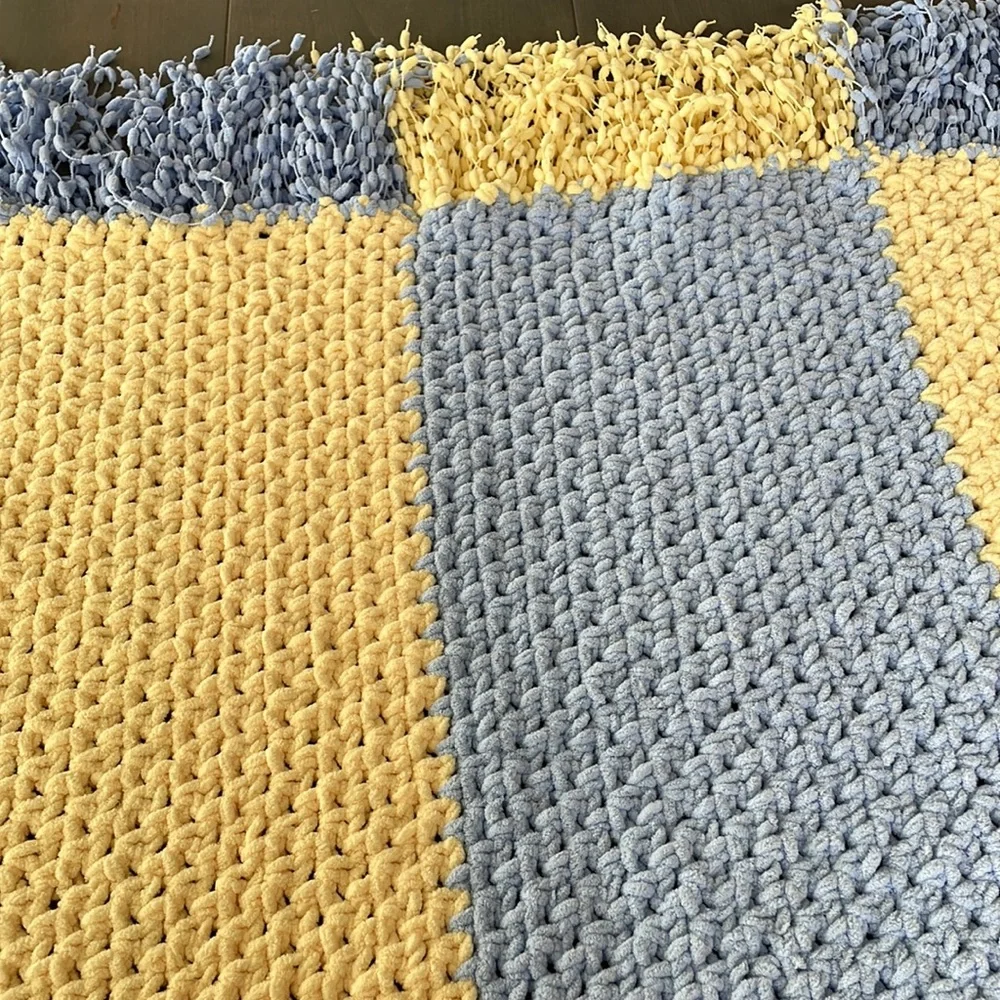 Handmade chunky knitted, fringe blanket/throw. Soft yellow, blue 35”x50”